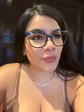 Insane Issa online show from January 2025 10:39:01 PM