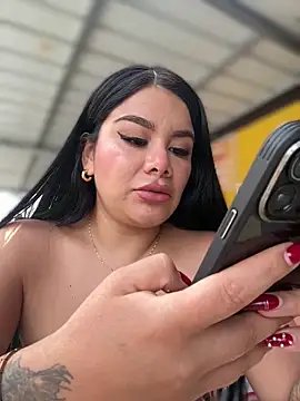 Snapshot of Insane_Issa chatting on February 2026 04:11:02 PM Insane Issa online show from February 2026 04:11:02 PM