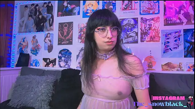 snowblack  online show from February 2026 05:31:01 PM