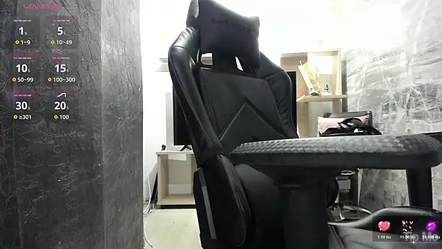 Snapshot of LunaBaker-1 chatting on December 2025 08:49:02 PM LunaBaker-1 online show from December 2025 08:49:02 PM