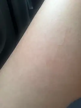 Snapshot of LunaBaker-1 chatting on December 2025 06:37:02 PM LunaBaker-1 online show from December 2025 06:37:02 PM