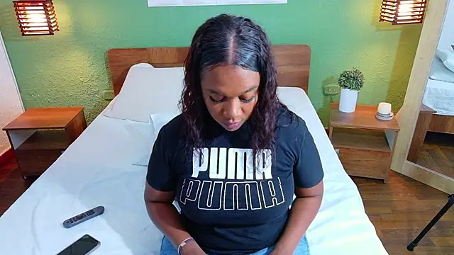 dannaahbrown online show from October 2025 07:49:02 PM