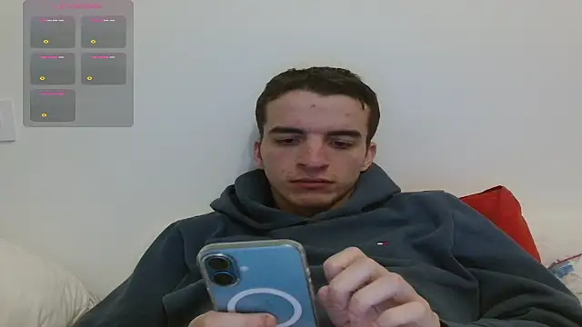 Tombgy07 online show from December 2025 09:41:02 PM