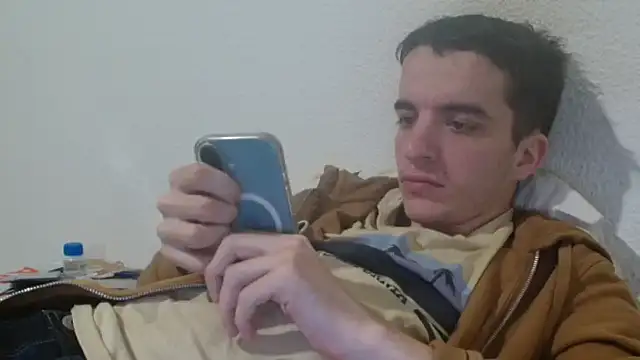 Tombgy07 online show from April 2026 07:56:01 PM