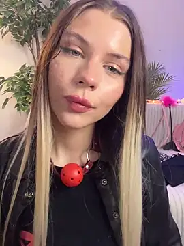 KittyKatyDream online show from February 2025 07:31:02 PM