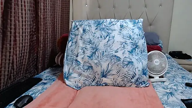 CHOCOLATEDARKBUSTYX online show from October 2025 08:56:01 AM