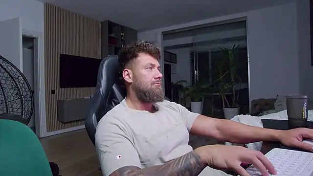 UbbeViking online show from January 2025 10:46:02 PM