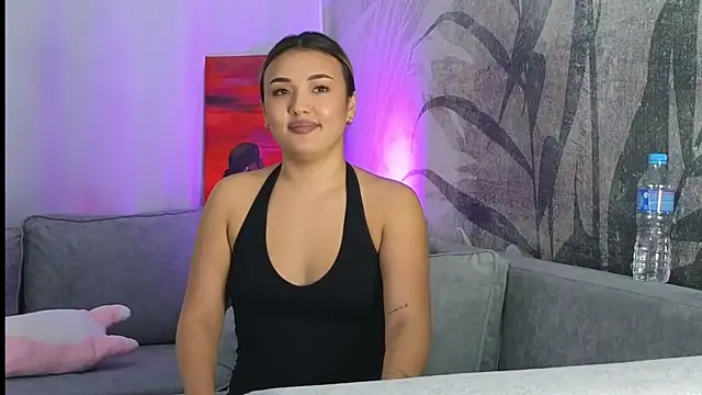 lily  foster online show from March 2025 01:38:02 PM