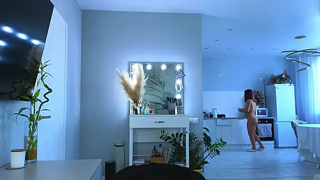 lily  foster online show from March 2025 08:06:01 AM