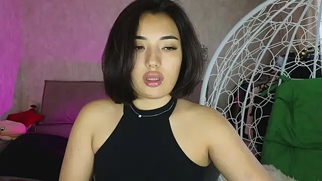 lily  foster online show from October 2025 06:45:01 AM