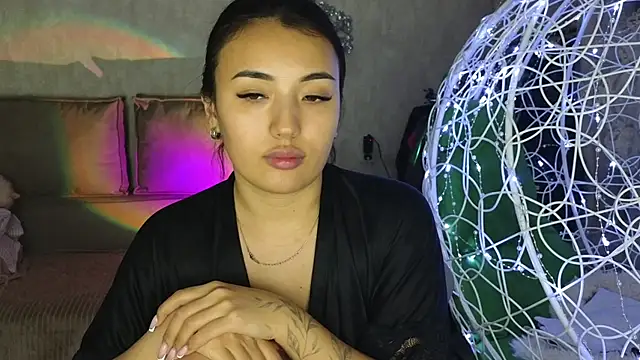 lily  foster online show from November 2025 08:57:01 PM