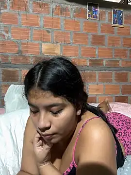 Snapshot of moncerrat_luna chatting on January 2025 03:32:01 PM moncerrat luna online show from January 2025 03:32:01 PM