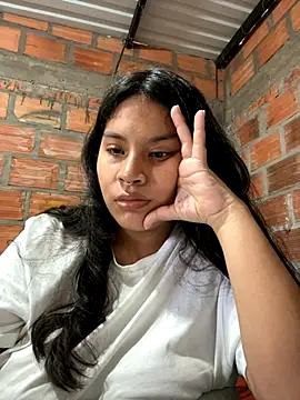 Snapshot of moncerrat_luna chatting on November 2025 08:14:01 PM moncerrat luna online show from November 2025 08:14:01 PM