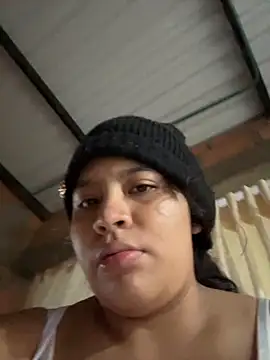 Snapshot of moncerrat_luna chatting on November 2025 12:08:02 PM moncerrat luna online show from November 2025 12:08:02 PM