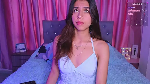 Emiily Scott1 online show from November 2025 05:58:02 PM