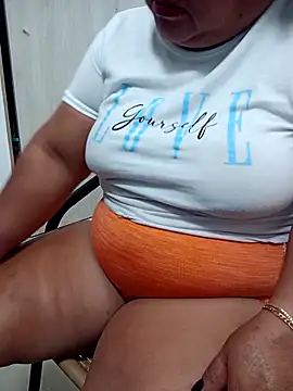 HORNY MATURE25 online show from September 2025 02:44:01 AM