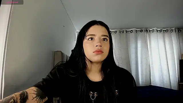 Snapshot of aliice_walker_ chatting on November 2025 03:12:01 PM aliice walker online show from November 2025 03:12:01 PM