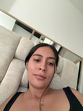 Sophie  Foxxx online show from November 2025 07:24:01 PM