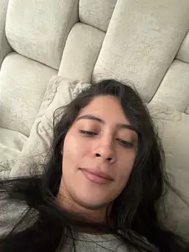 Sophie  Foxxx online show from December 2025 02:21:01 PM