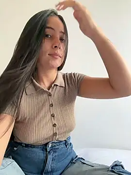 Sophie  Foxxx online show from January 2026 09:40:02 PM