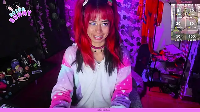 Roxanbunny1 online show from February 2025 07:43:01 AM