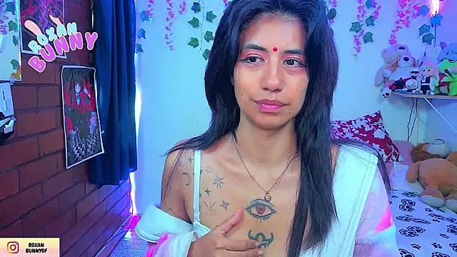 Snapshot of Roxanbunny1 chatting on June 2026 04:15:01 PM Roxanbunny1 online show from June 2026 04:15:01 PM
