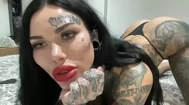 claudiacvc95 online show from December 2024 08:44:02 AM