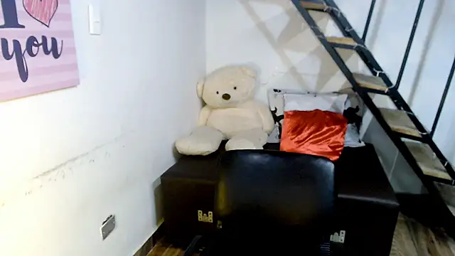 samantha baby  online show from January 2025 01:24:01 AM