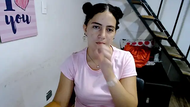 samantha baby  online show from February 2025 09:07:02 PM