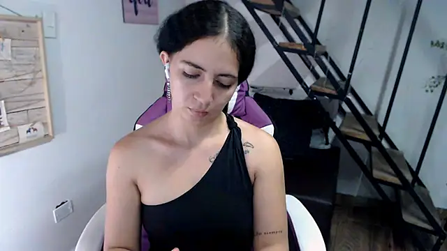 samantha baby  online show from October 2025 09:46:01 PM