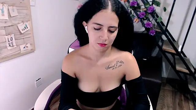 samantha baby  online show from February 2026 12:24:02 PM