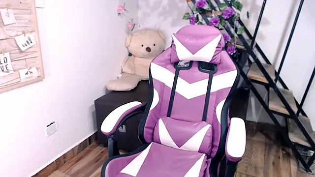 samantha baby  online show from March 2026 05:08:01 PM