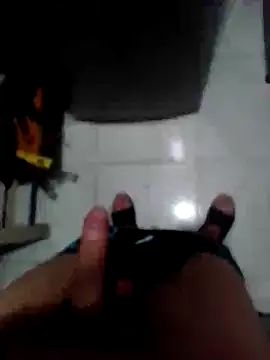 slayerw666 online show from May 2026 04:39:01 AM