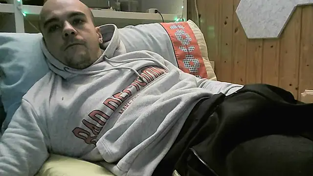 Snapshot of ItalianVinDiesel chatting on November 2025 06:38:02 AM ItalianVinDiesel online show from November 2025 06:38:02 AM