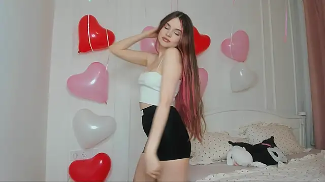 Snapshot of lil_cassie chatting on February 2026 09:09:02 PM lil cassie online show from February 2026 09:09:02 PM