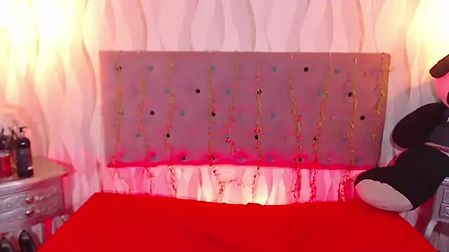 IsabelaLatina online show from October 2025 07:36:02 PM