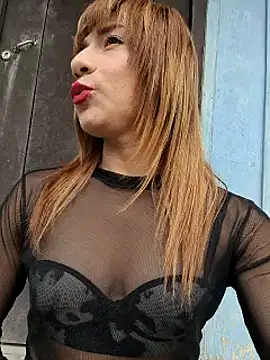 Evehampy online show from December 2024 06:34:02 PM