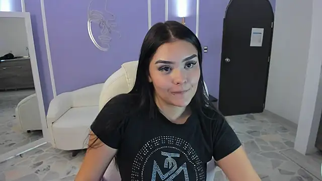 martinasaez online show from January 2025 12:59:01 AM