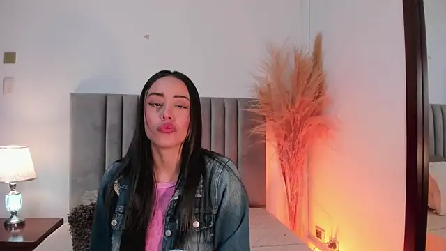 NoraDasilva online show from February 2025 01:08:01 AM