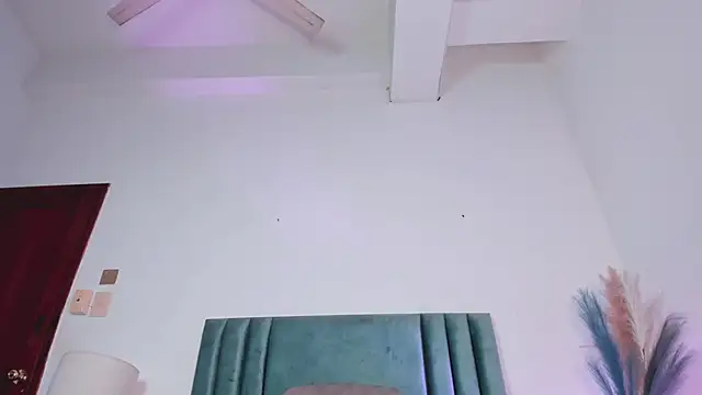 NoraDasilva online show from February 2025 06:28:01 AM