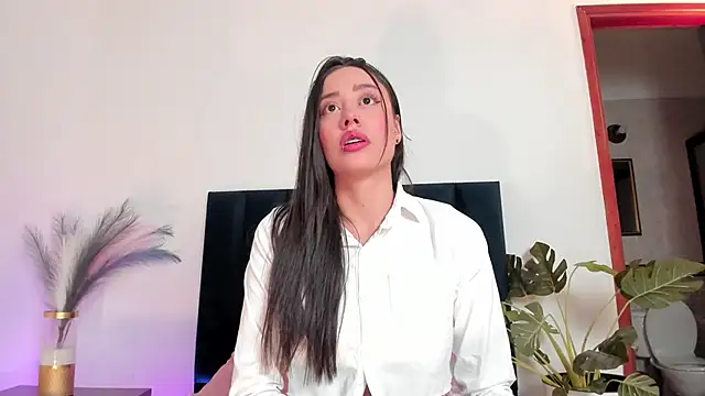 NoraDasilva online show from March 2025 12:28:02 AM