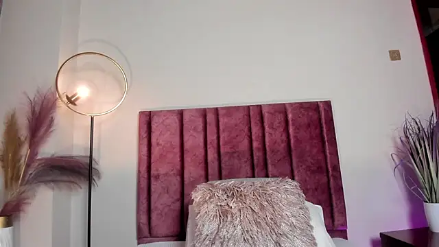 NoraDasilva online show from February 2026 07:01:02 PM