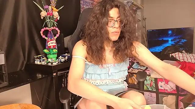 ShinyCherub online show from February 2025 04:50:02 PM