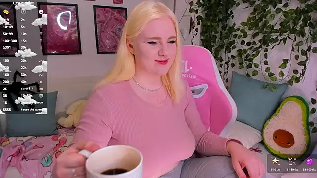 Snapshot of art_lovee chatting on February 2026 01:54:02 AM art lovee online show from February 2026 01:54:02 AM