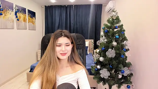 AnneTLi online show from December 2024 09:48:02 AM