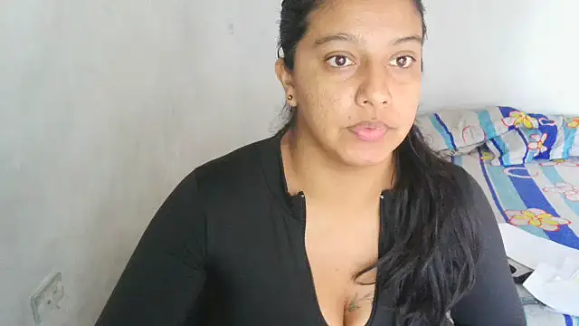 almaswan1 online show from February 2025 01:22:01 PM