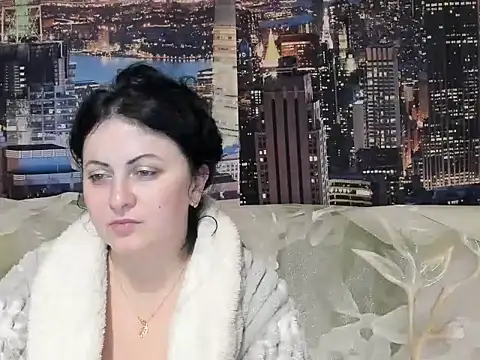 Snapshot of Lillian2 chatting on January 2025 11:44:02 PM Lillian2 online show from January 2025 11:44:02 PM