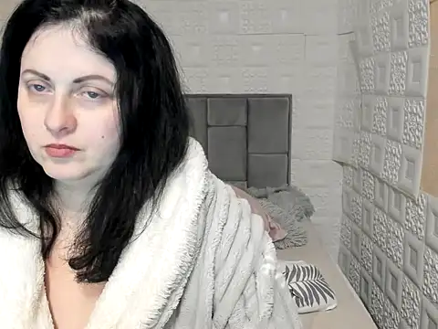 Snapshot of Lillian2 chatting on February 2025 10:32:02 PM Lillian2 online show from February 2025 10:32:02 PM