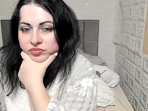 Snapshot of Lillian2 chatting on February 2025 07:41:02 PM Lillian2 online show from February 2025 07:41:02 PM