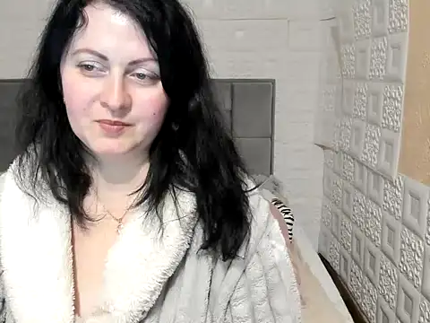 Snapshot of Lillian2 chatting on February 2025 10:42:02 PM Lillian2 online show from February 2025 10:42:02 PM